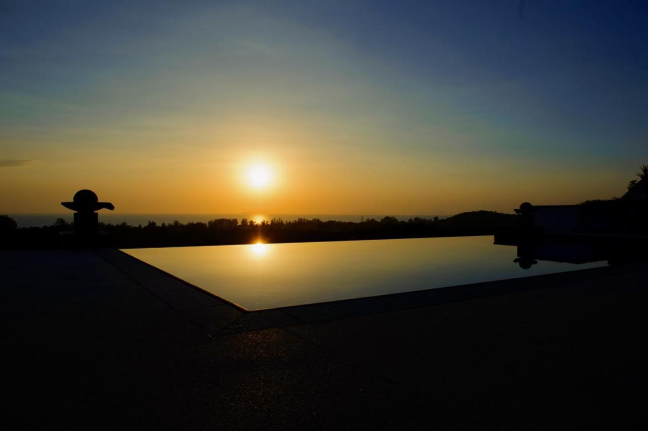 Kulraya Villas - Luxury Serviced Pool Villas Ко-Ланта Экстерьер фото
